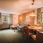 Heimspitze - Alpenhotel Ski-in & Wirtshaus فندق