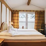 호텔 Heimspitze - Alpenhotel Ski-in & Wirtshaus 4*