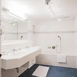 Heimspitze - Alpenhotel Ski-in & Wirtshaus 4*