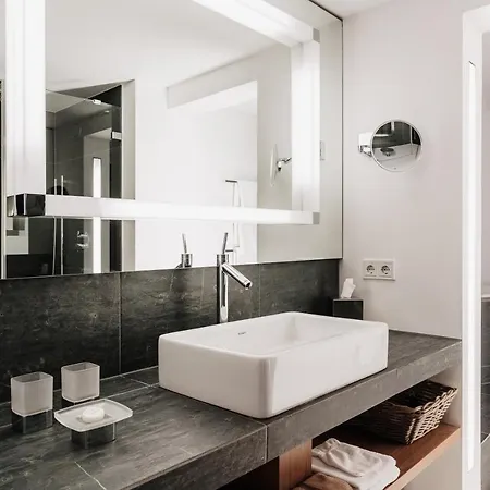 Heimspitze - Alpenhotel&wirtshaus 4*