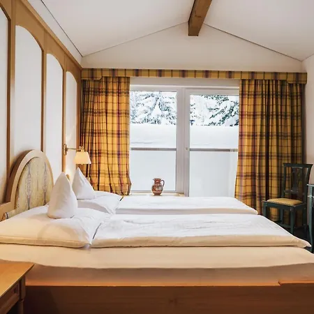 Szálloda Heimspitze - Alpenhotel & Wirtshaus 4*