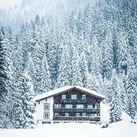Hotel Heimspitze - Alpenhotel Ski-in & Wirtshaus